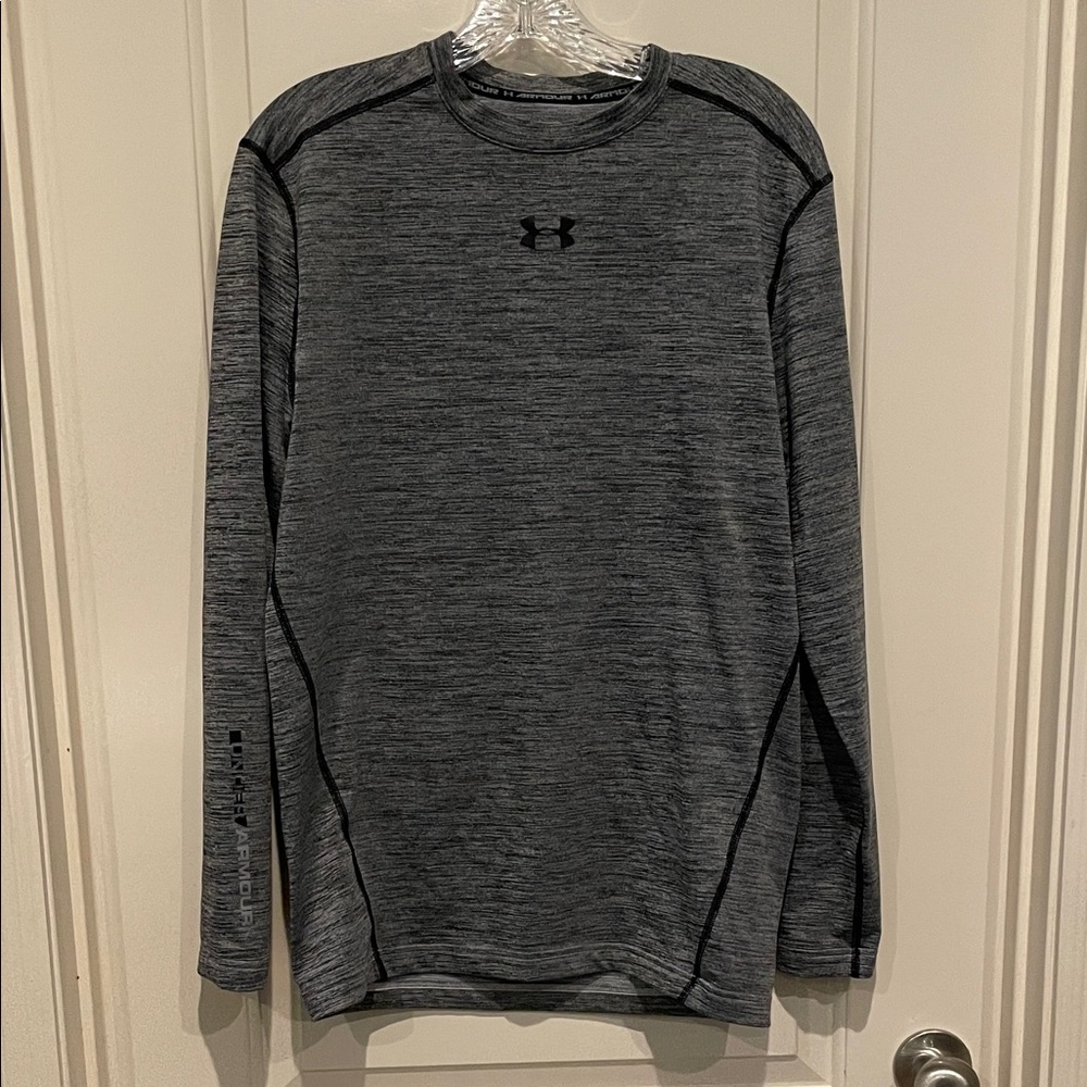 Under Armour Men’s Long Sleeve Gray Cold Gear Compression Shirt, Size X-Large